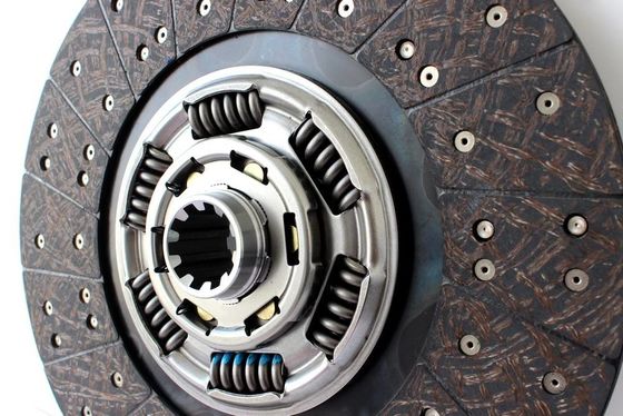Les pièces détachées pour camions automobiles originales Disque de friction d'embrayage en carbone DZ91189160210 Pour SHACMAN
